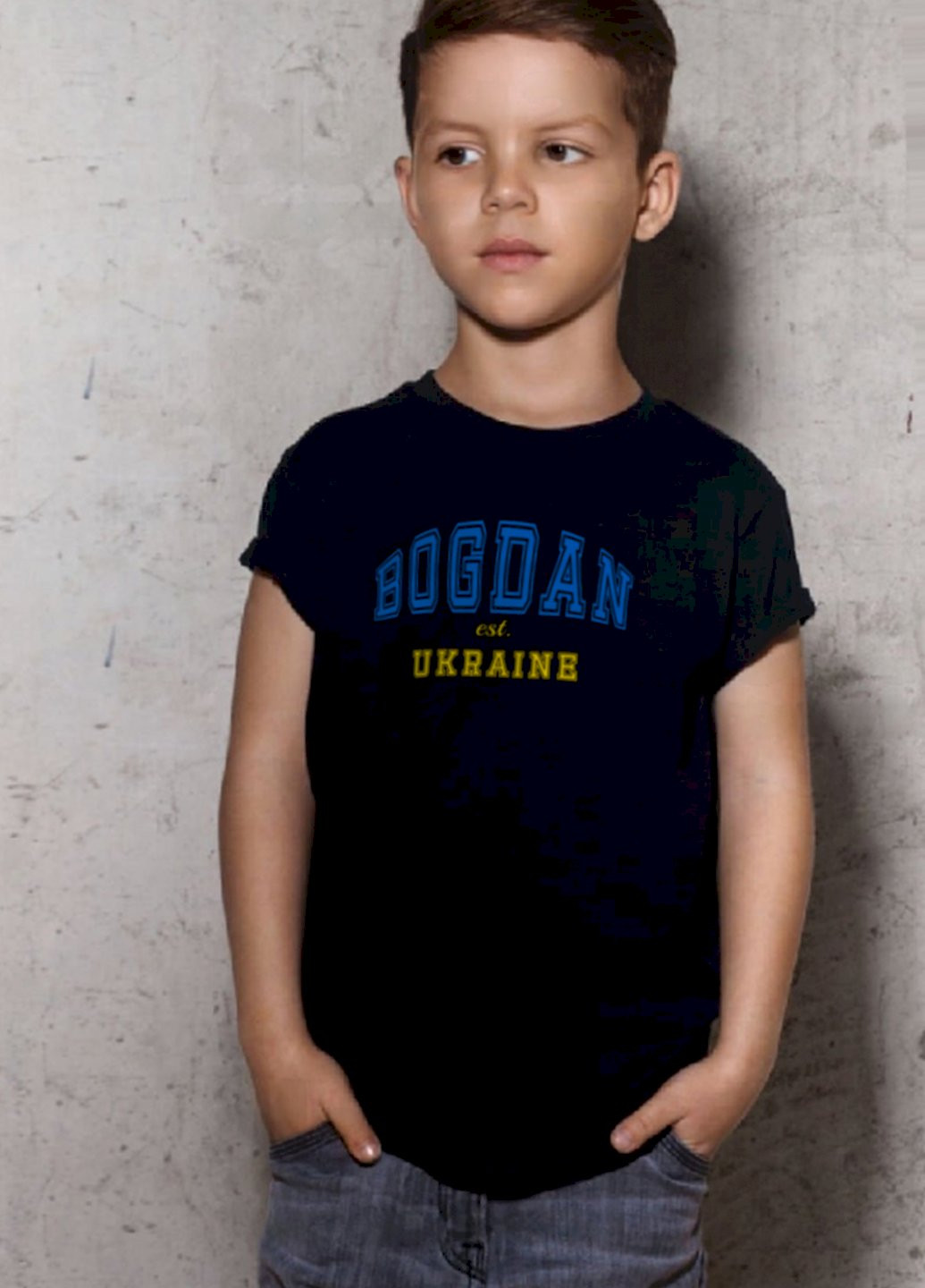 Чорна демісезонна футболка дитяча патріотична чорна "bogdan est.ukraine" Young&Free