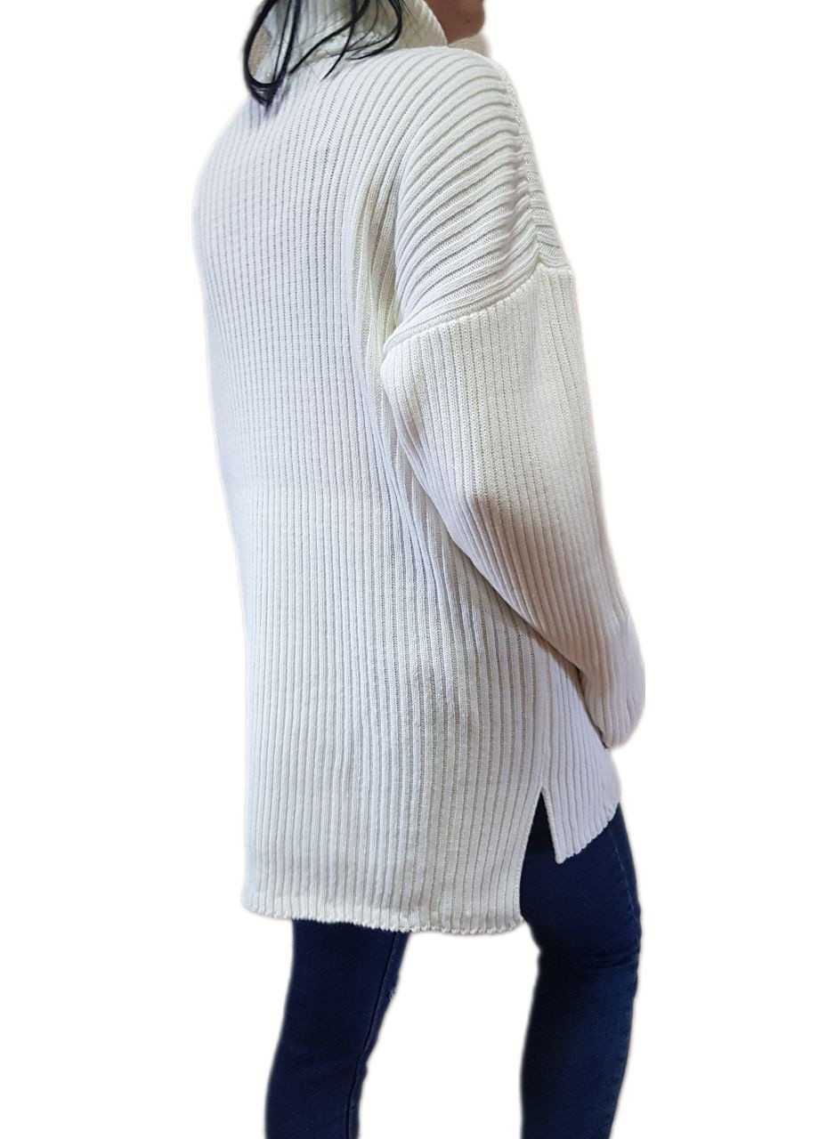 Молочный демисезонный свитер с разрезами Berta Lucci