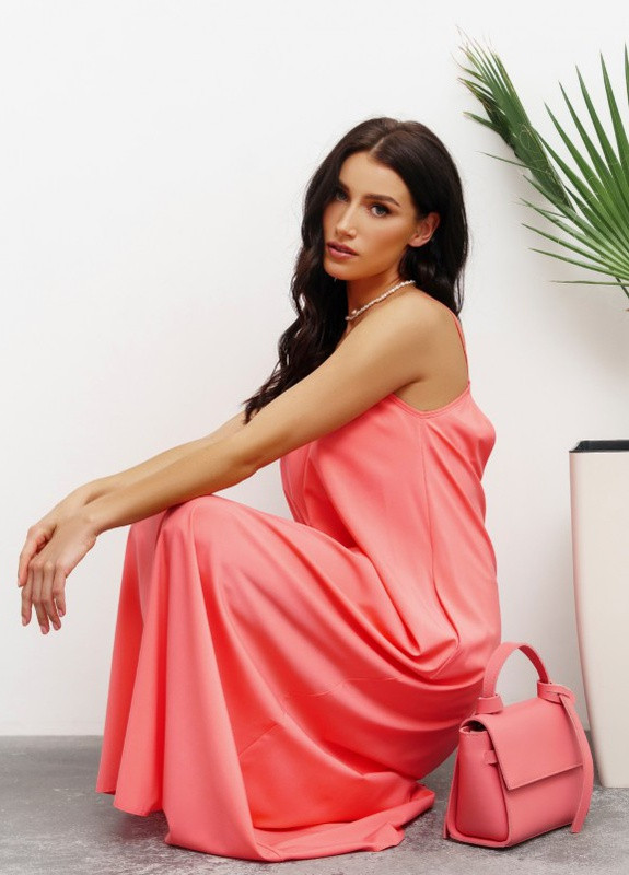 Розовое вечернее розовое платье-комбинация расклешенного кроя ISSA PLUS однотонное