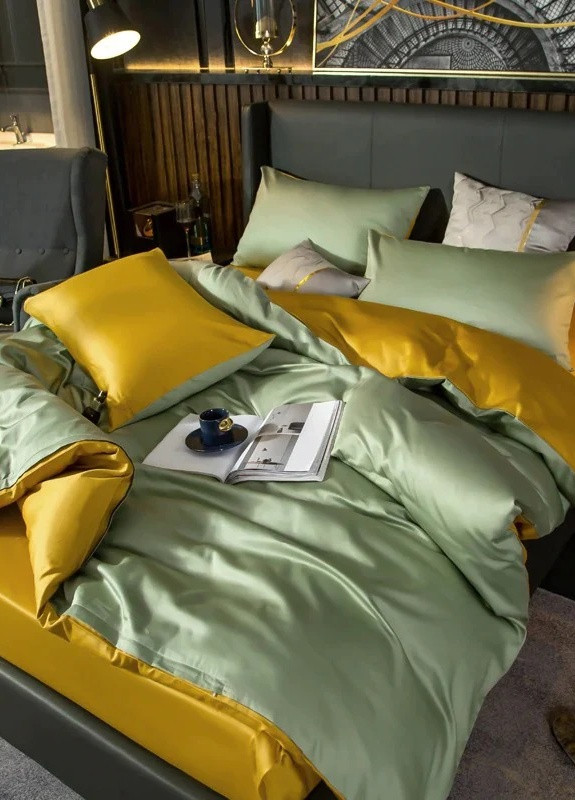 Постельное белье ДУЭТ GREEN FOG/GOLDEN Сатин однотон Евро на резинке 550563-7 MERISET (259501835)