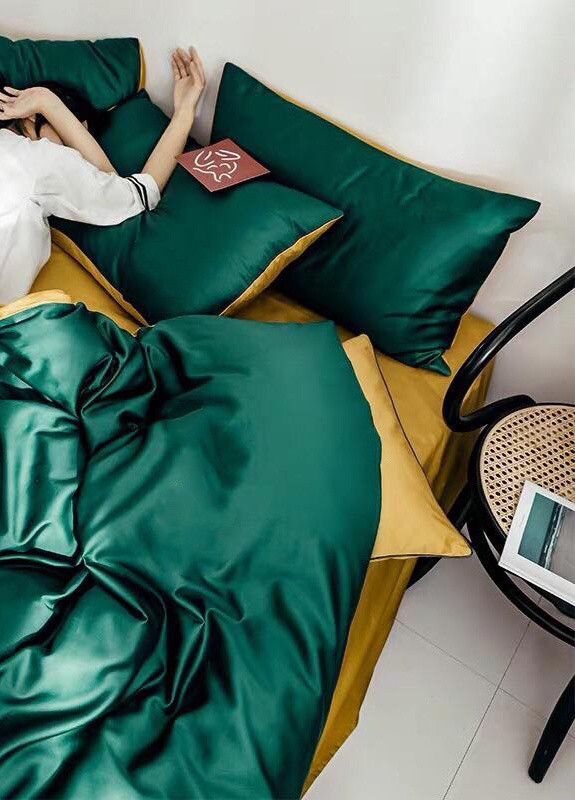Постельное белье ДУЭТ ROYAL GREEN/GOLDEN Сатин однотон Полуторный на резинке 550565-5 MERISET (259501970)