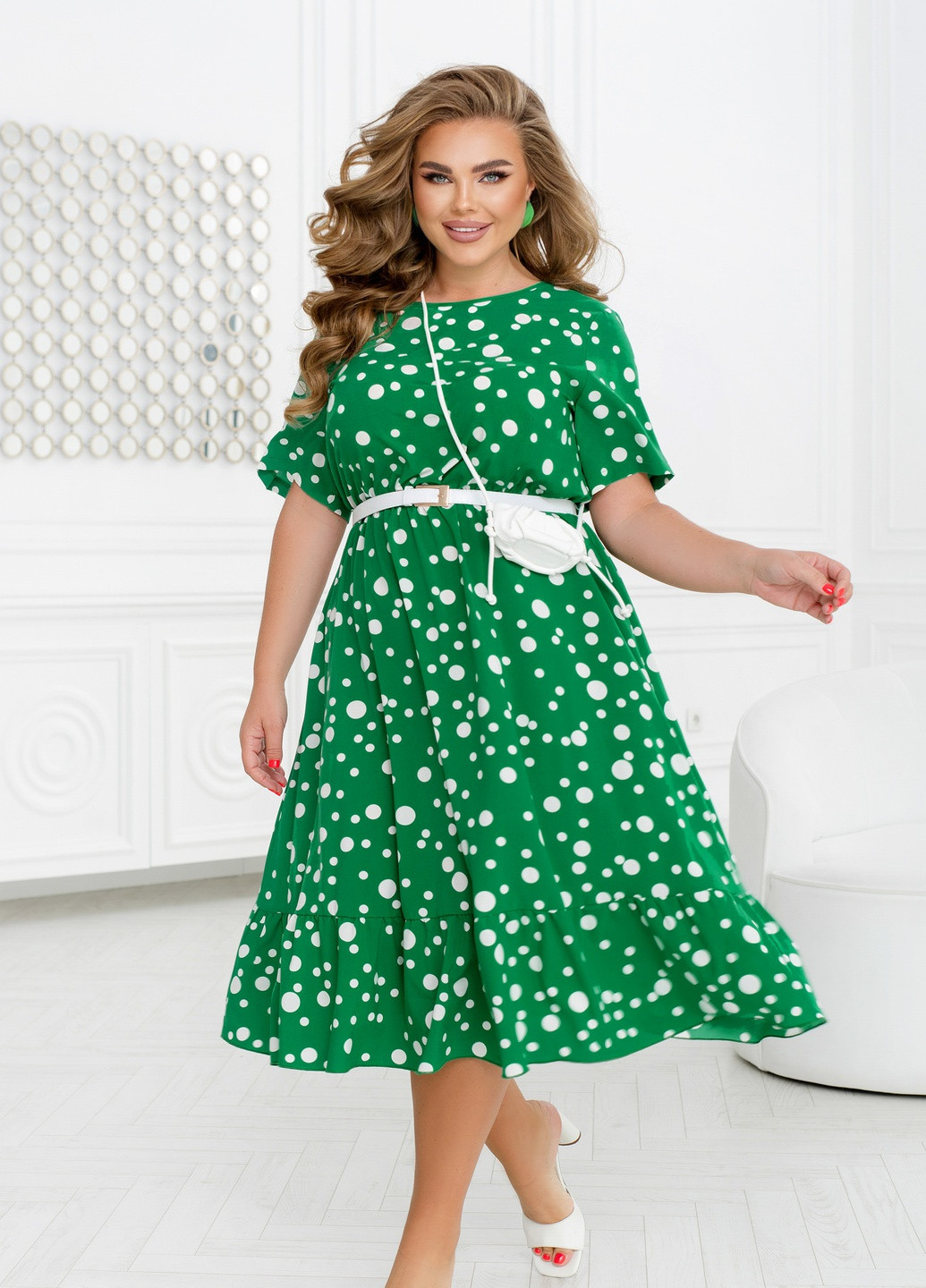 Зелена кежуал сукня Minova в горошок
