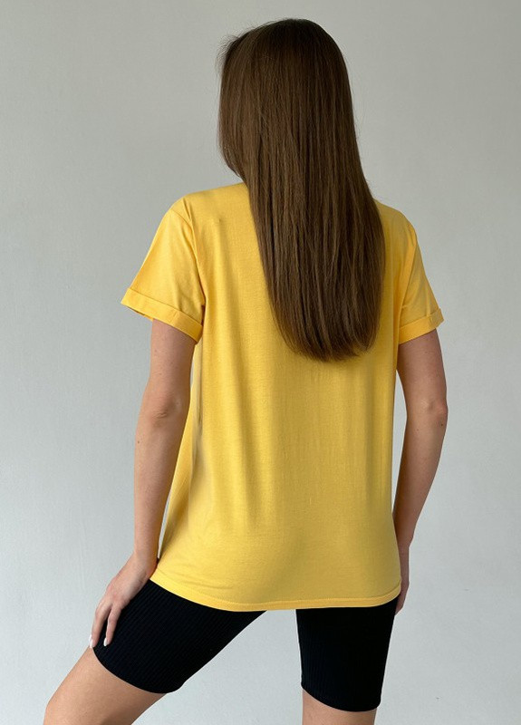 Желтая летняя желтая оверсайз футболка с вышитым сердцем Magnet