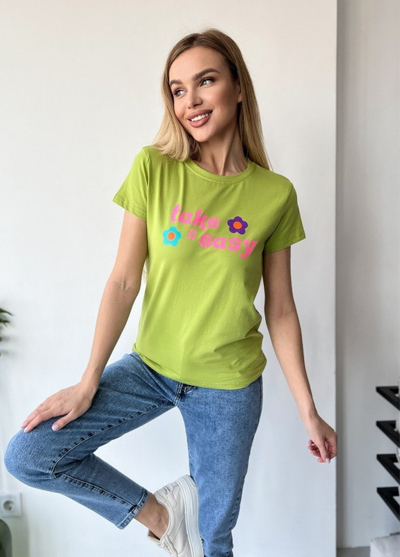 Салатовая летняя салатовая футболка с ярким принтом Magnet