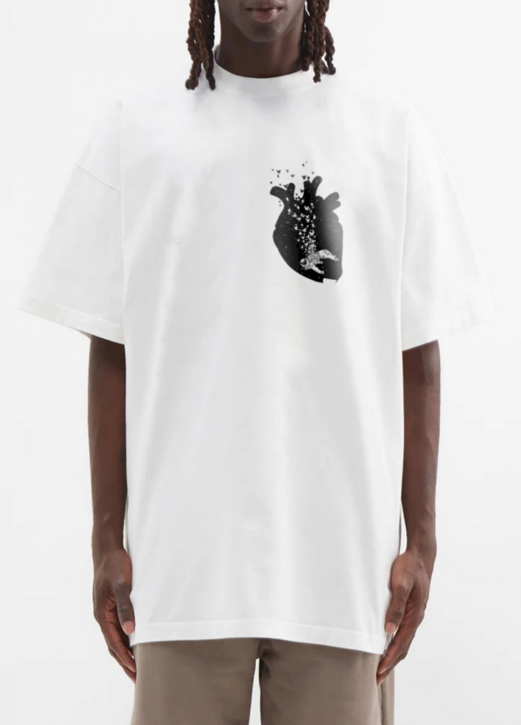 Белая футболка oversize мужская белая "серце" Trace of Space