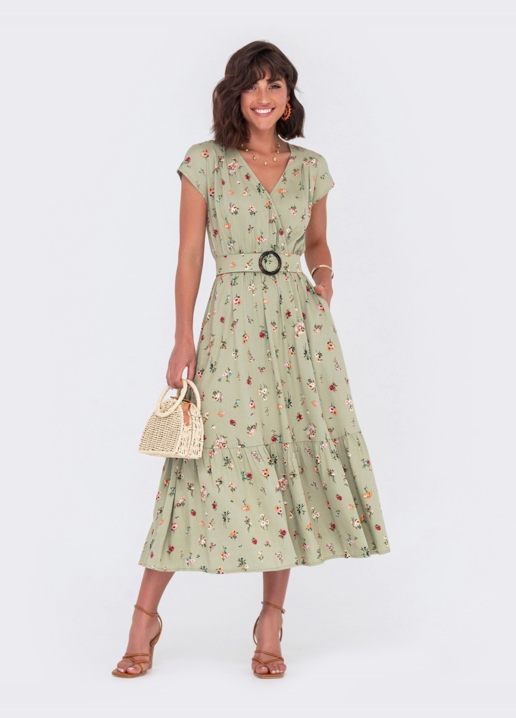 Оливковое (хаки) расклешенное платье цвета хаки с воланом по низу Dressa