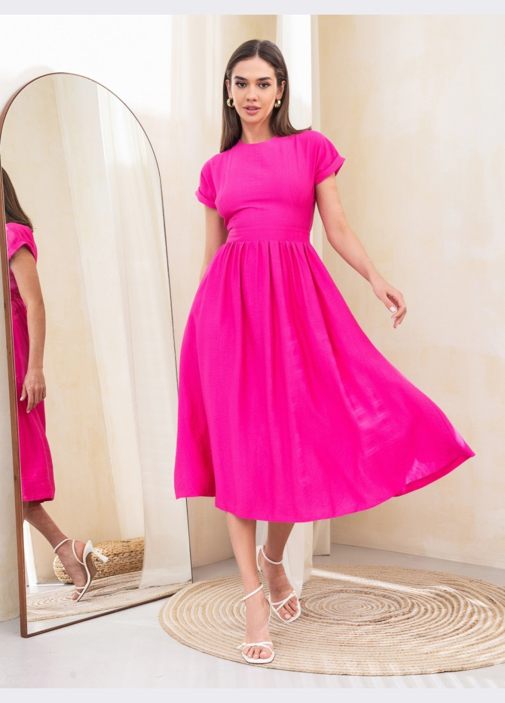 Розовое розовое платье с вырезом по спине Dressa