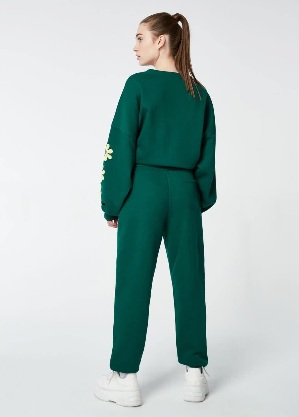 Зеленые кэжуал демисезонные брюки Jennyfer