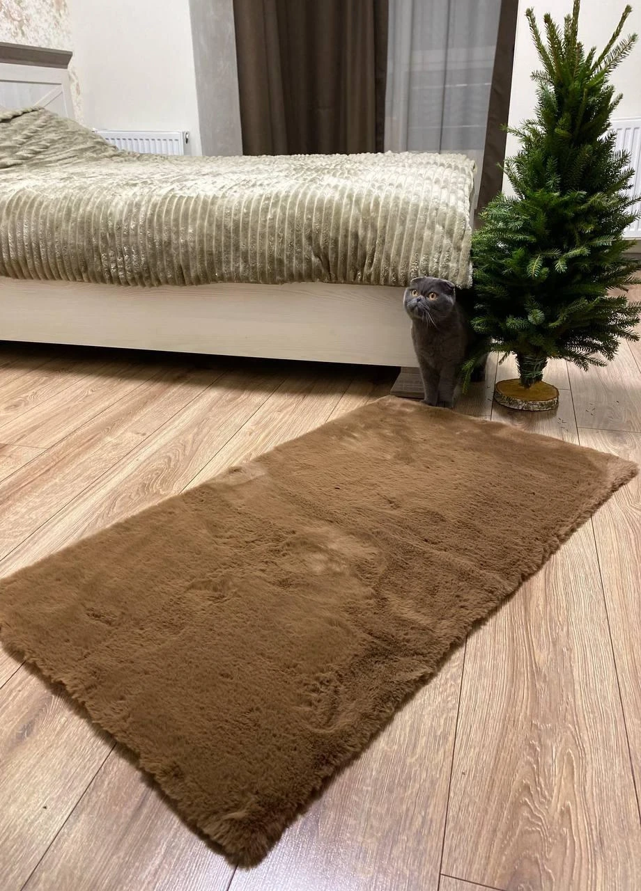 Килим Premium штучний кролик білий 80х150 см No Brand (259576432)