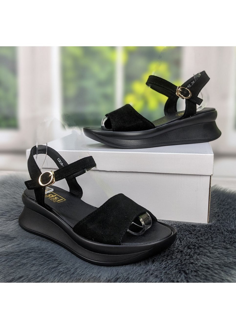 Черные босоножки женские замшевые на платформе Kadisailun