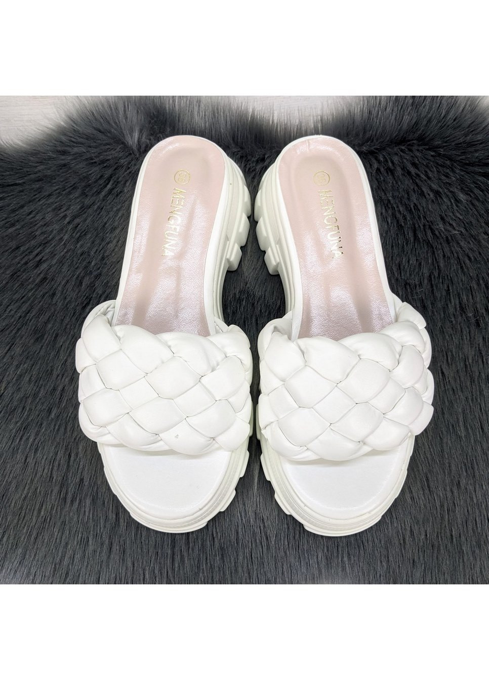 Шльопанці жіночі еко-шкіра плетінка на об'ємній підошві Mengfuna (259635647)