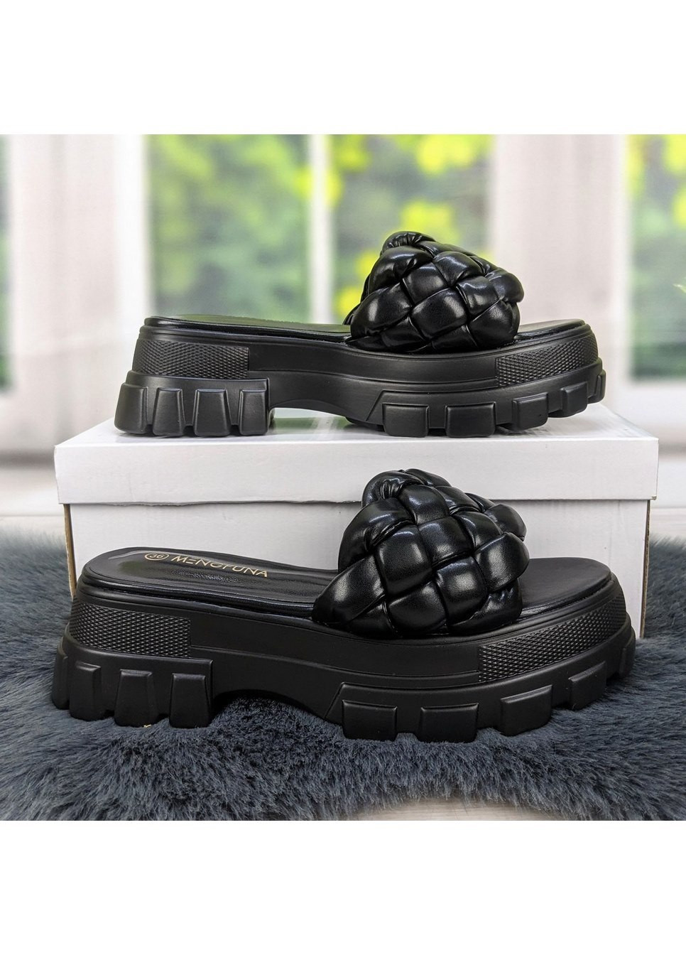 Шльопанці жіночі еко-шкіра плетінка на об'ємній підошві Mengfuna (259635648)