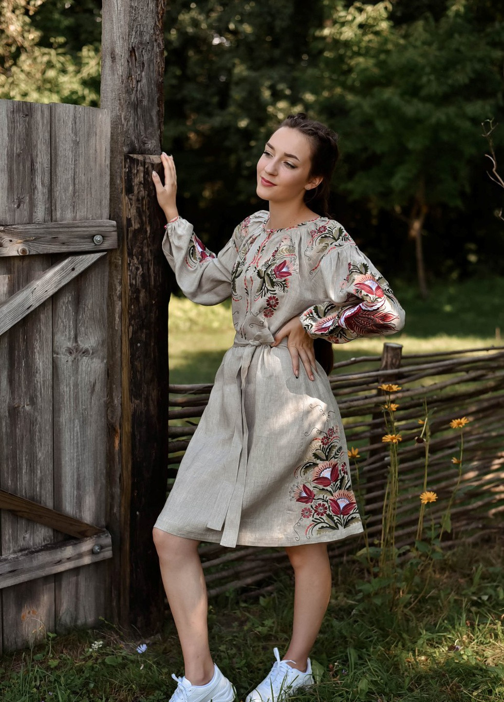 Сіра сукня Vyshyvanka візерунок квітковий вільна (259665310)