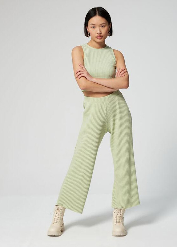 Зеленые кэжуал летние брюки Jennyfer