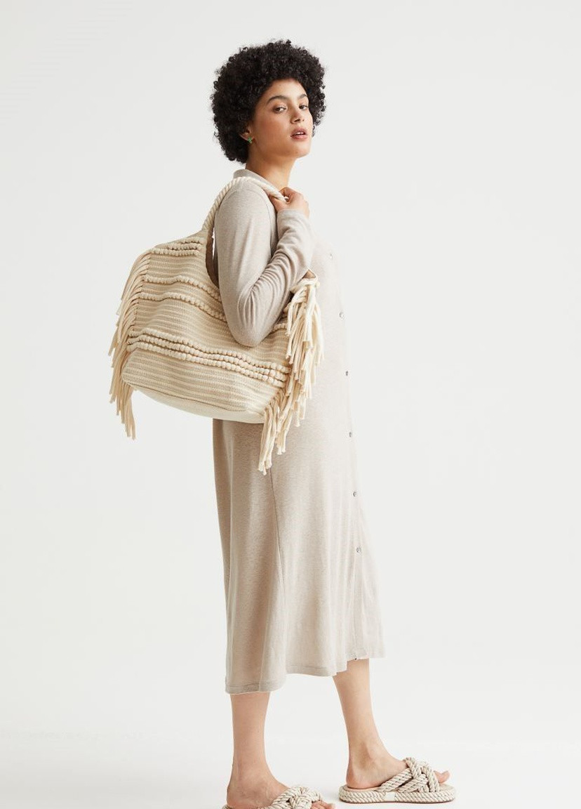 Бежевое кэжуал трикотажное платье со льном H&M однотонное