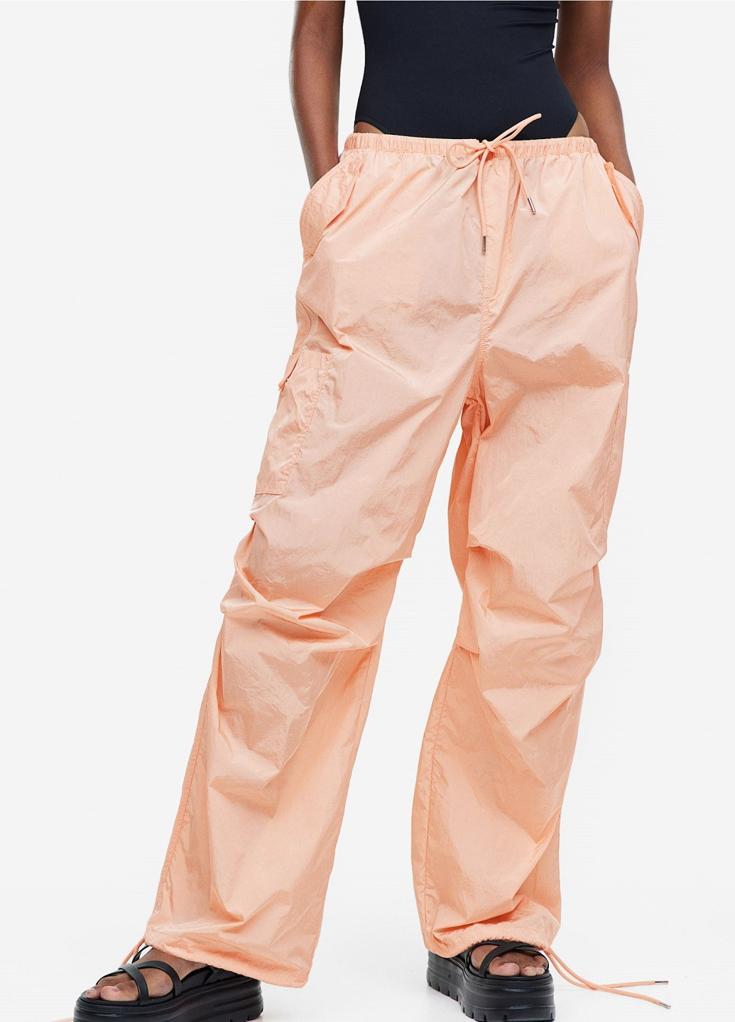 Персиковые кэжуал демисезонные брюки H&M