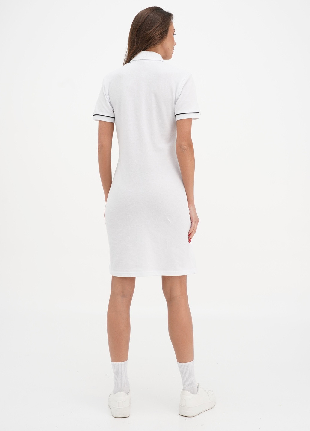 Белое спортивное плаття polo white Apriori однотонное