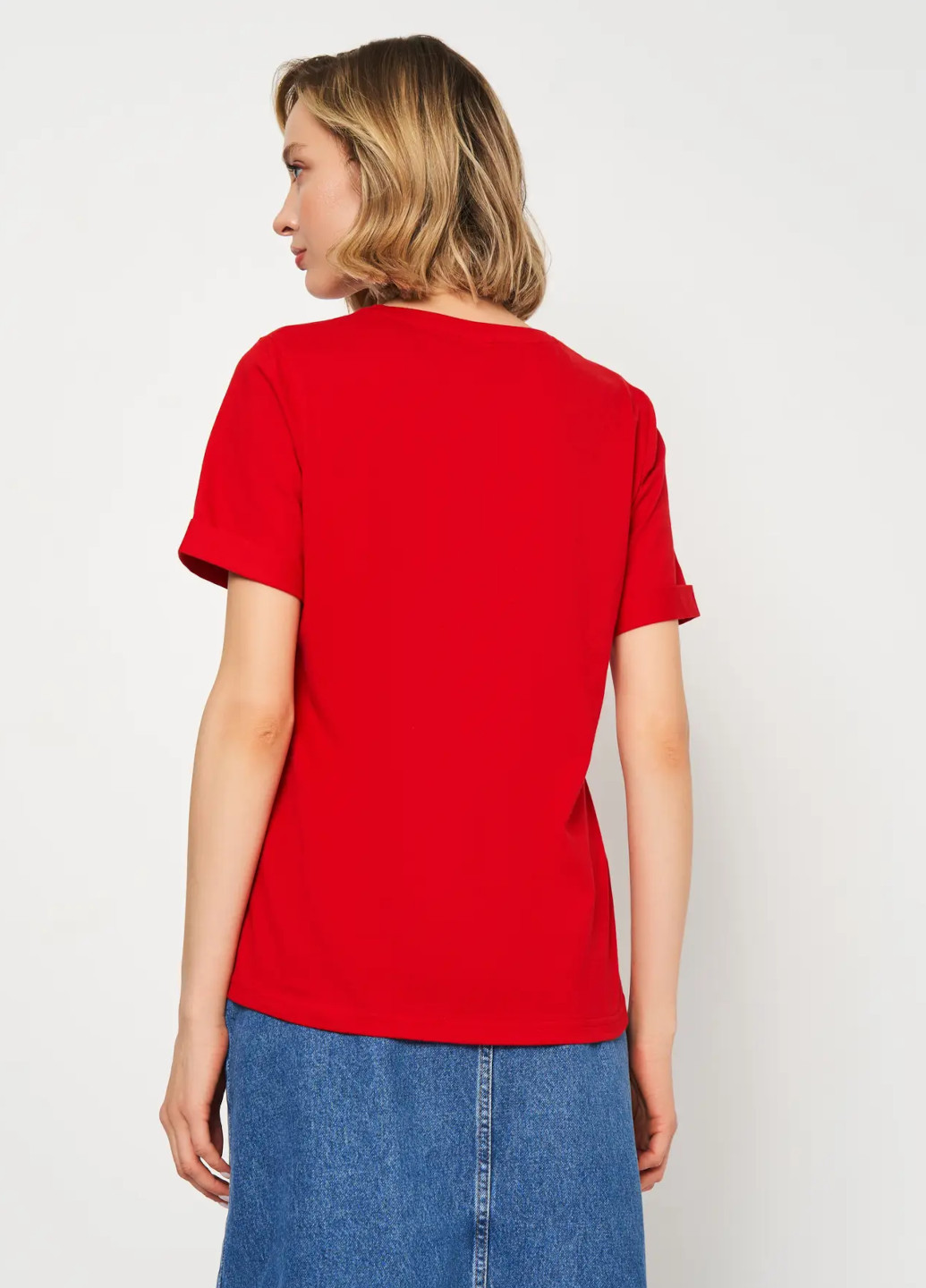 Красная всесезон футболка женская с коротким рукавом Роза