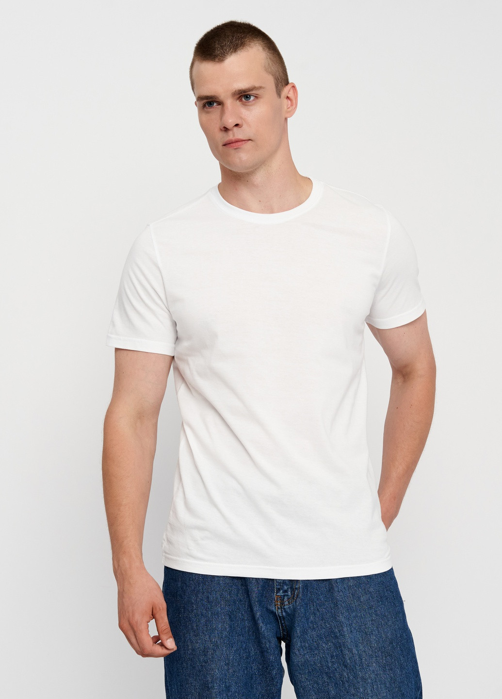 Біла футболка для чоловіків Роза
