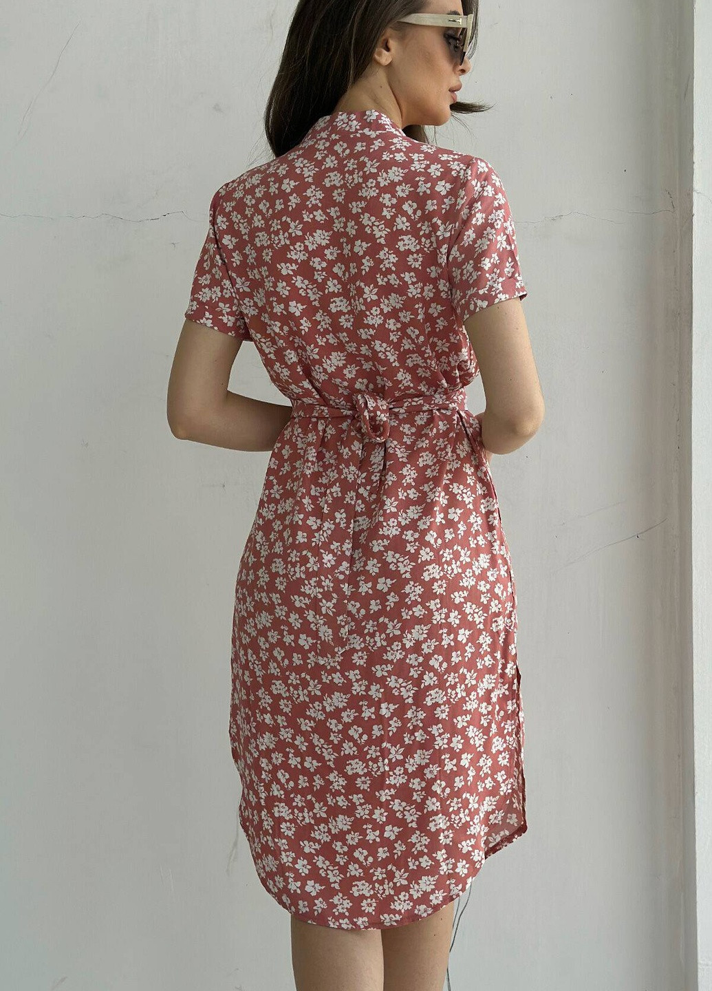 Терракотовое повседневный платье Liton с цветочным принтом