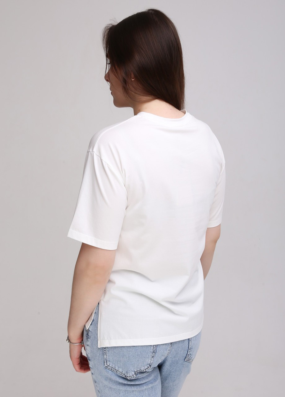 Молочна всесезон футболка жіноча пряма з вишивкою оленя з коротким рукавом JEANSclub Прямая