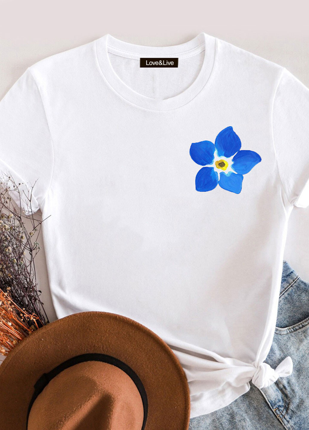 Белая демисезон футболка женская белая blue flower Love&Live