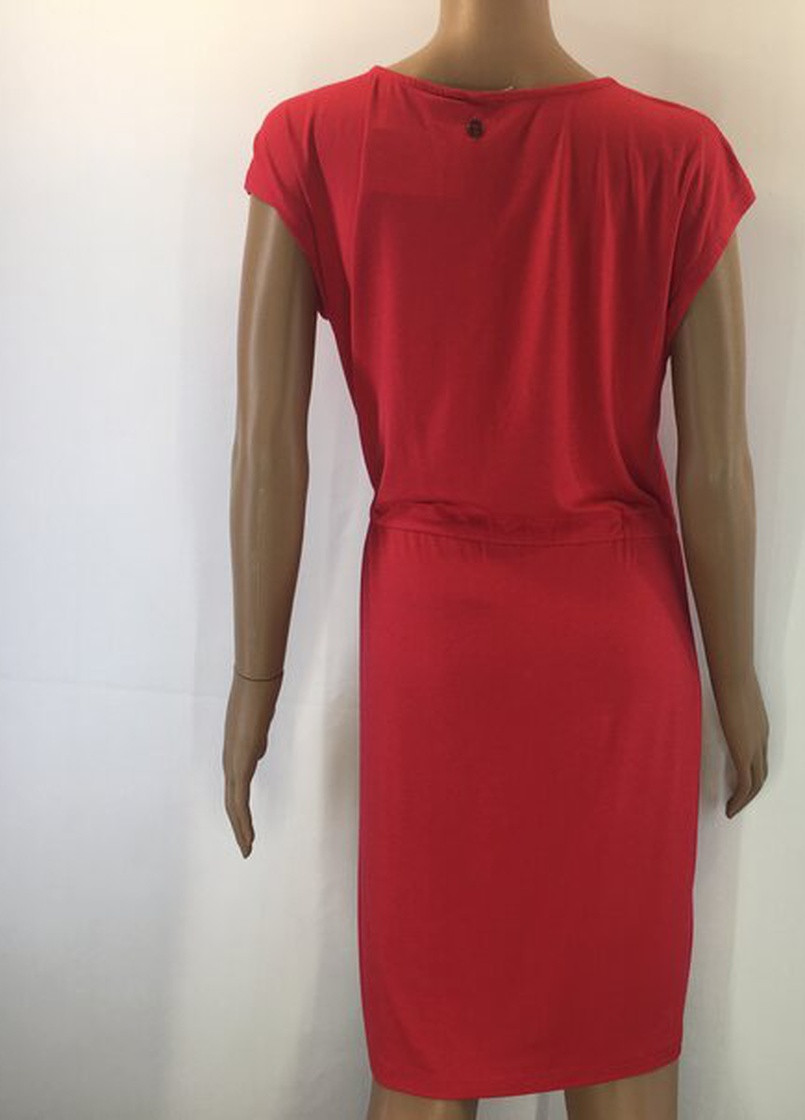 Красное кэжуал платье Tamaris однотонное