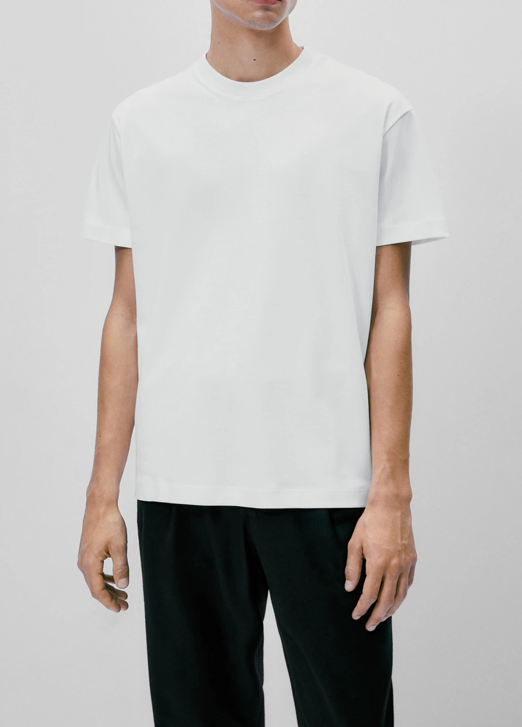 Біла футболка Massimo Dutti
