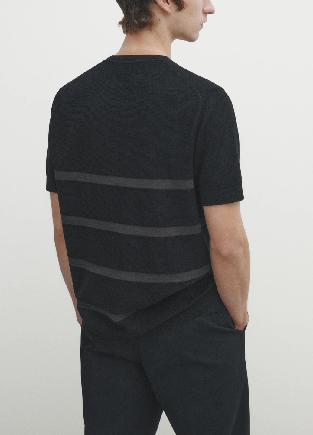 Чорна футболка Massimo Dutti