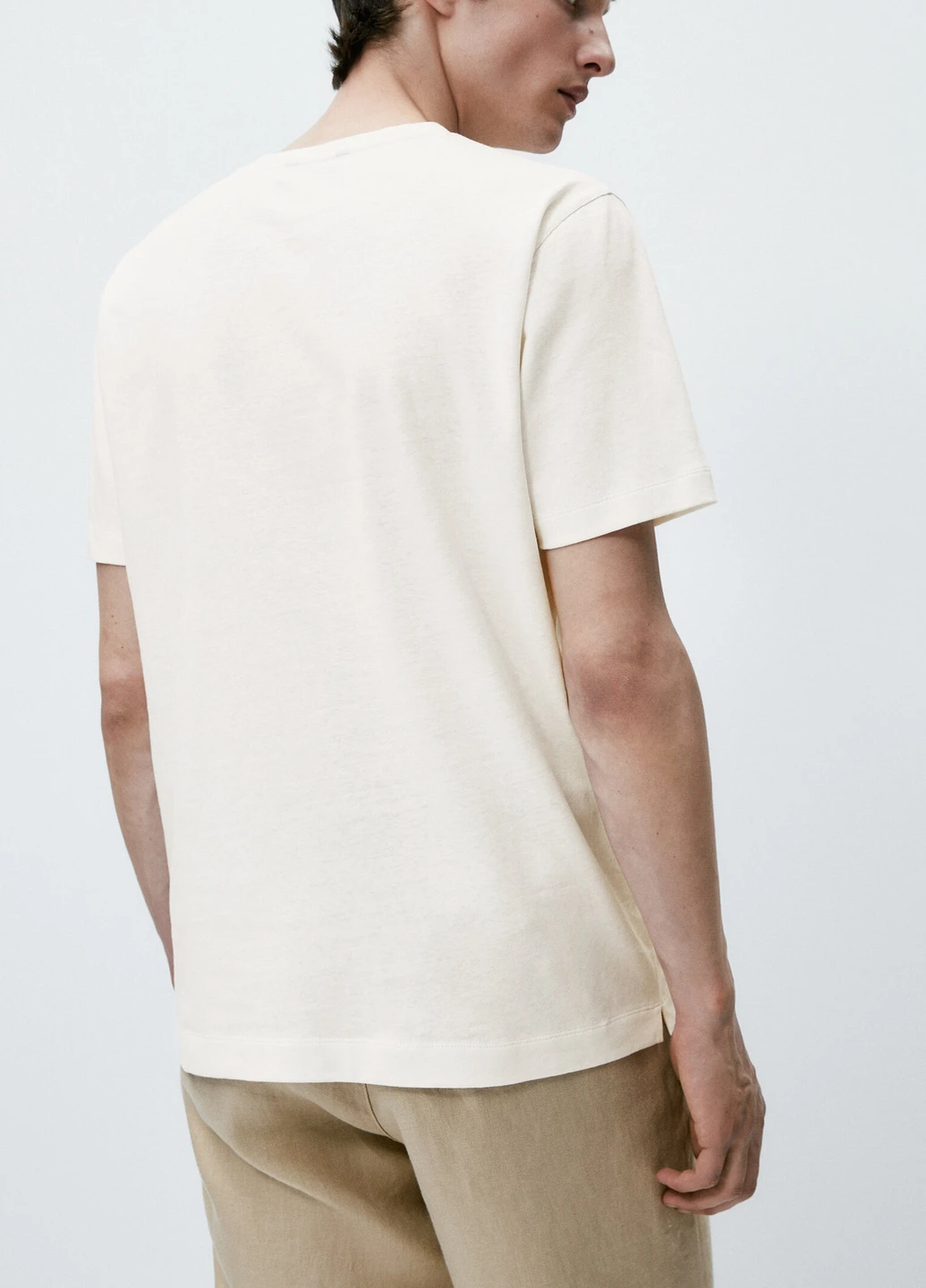Молочна футболка Massimo Dutti