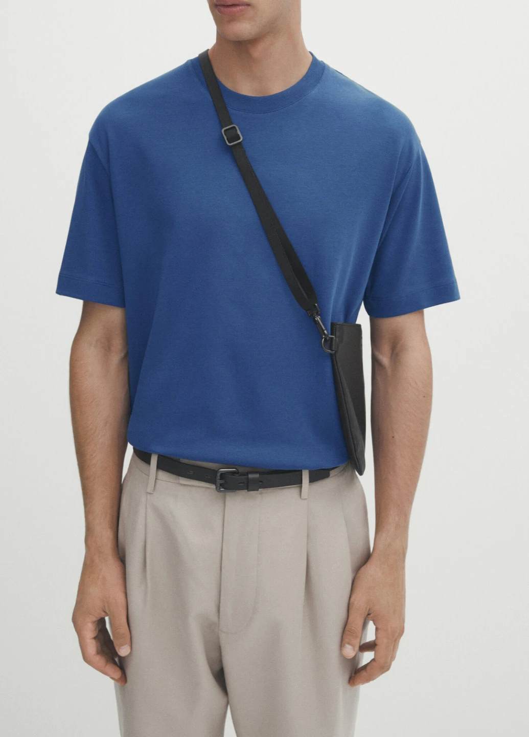 Голубая футболка Massimo Dutti