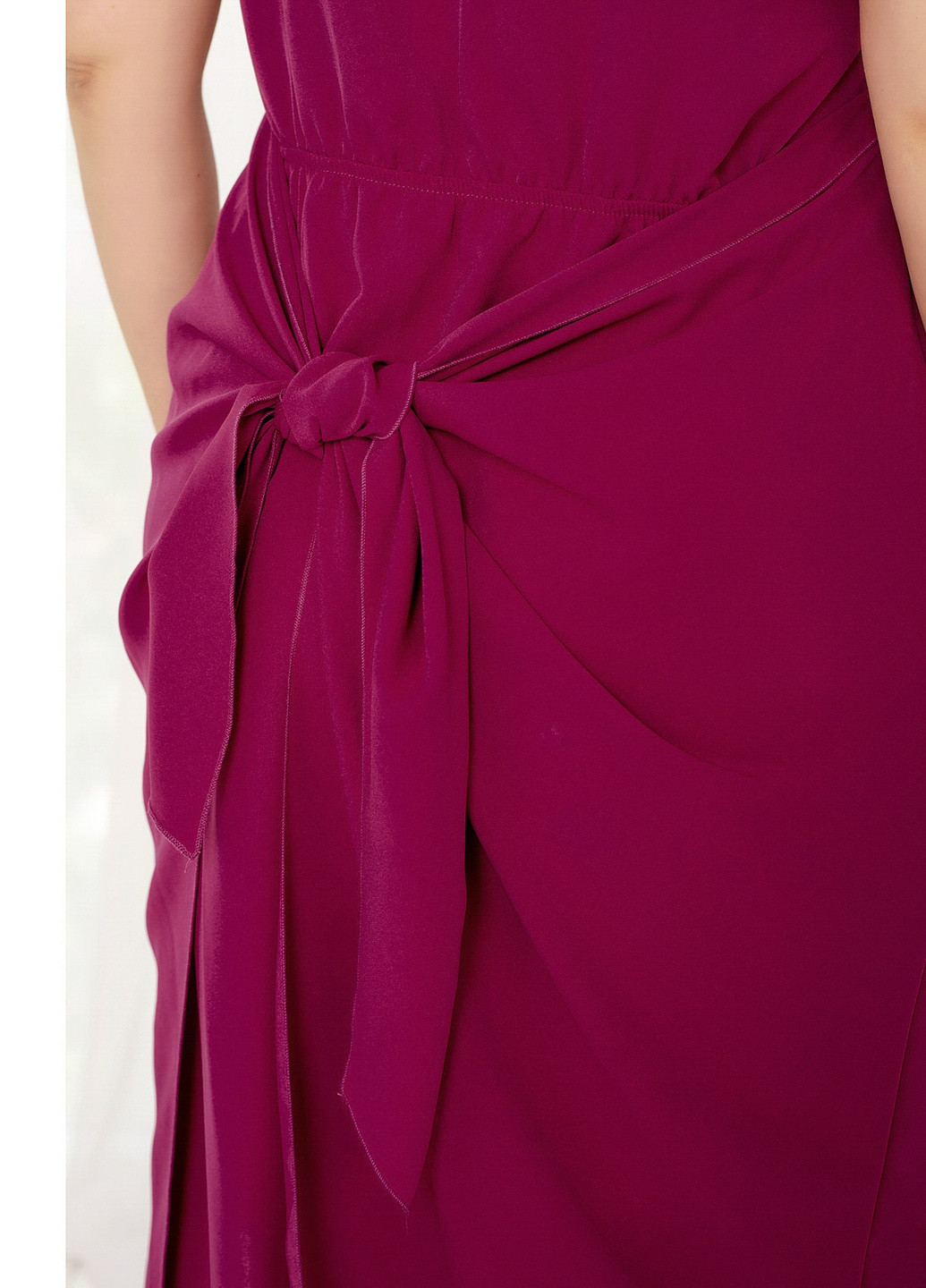 Фуксиновое (цвета Фуксия) кэжуал сукня Minova однотонное