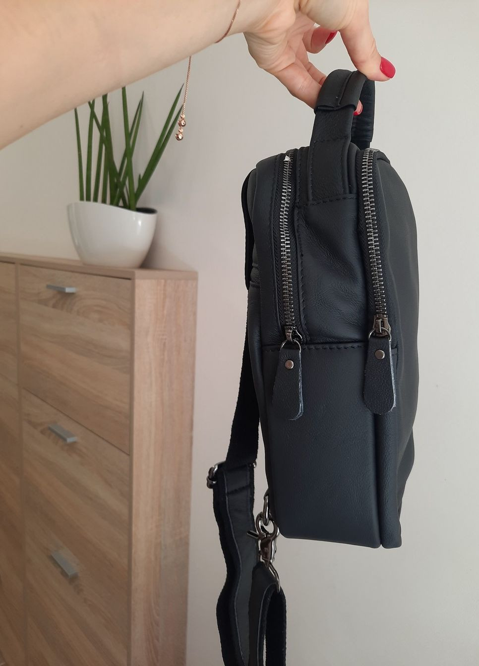 Сумка-слинг кожаная Vishnya (260006169)