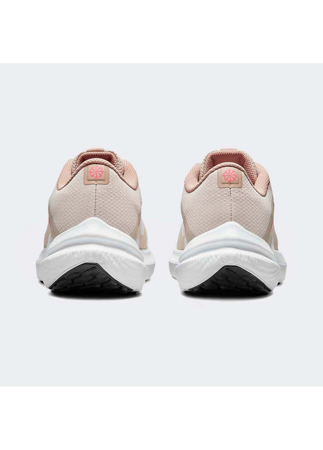 Бежеві осінні кросівки winflo 10 beige Nike