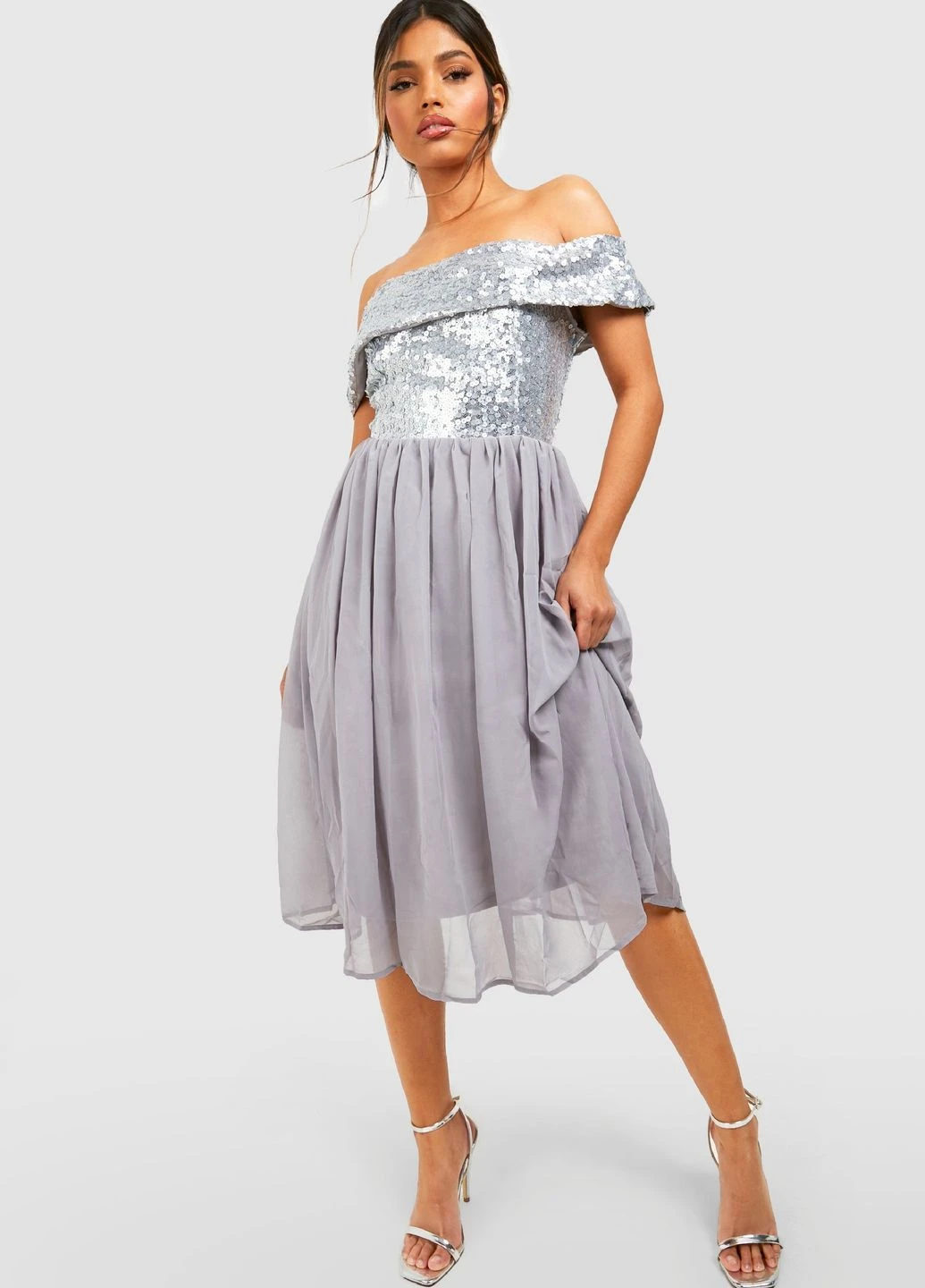 Сіра сукня Boohoo