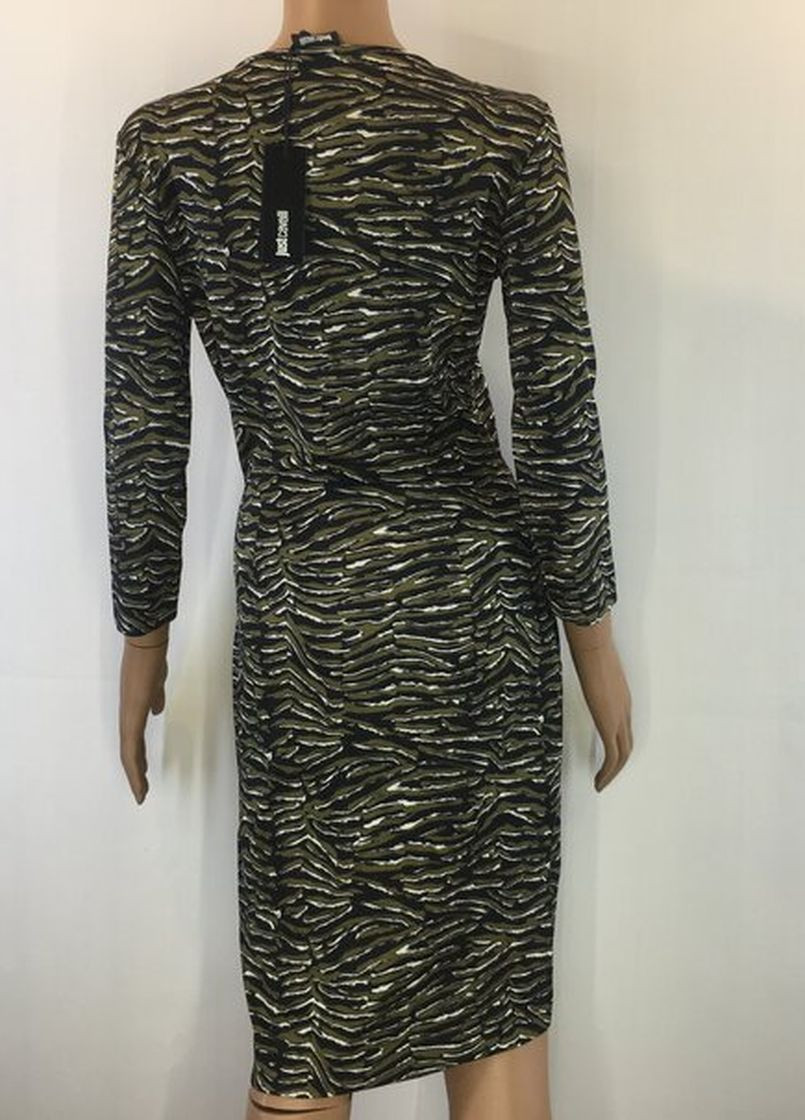 Оливковое кэжуал платье Just Cavalli с абстрактным узором