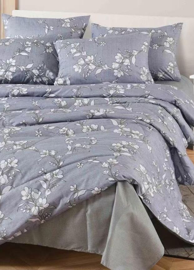 Сатиновый комплект постельного белья с одеялом натуральный хлопок 150*210см с цветами серый No Brand (260043167)