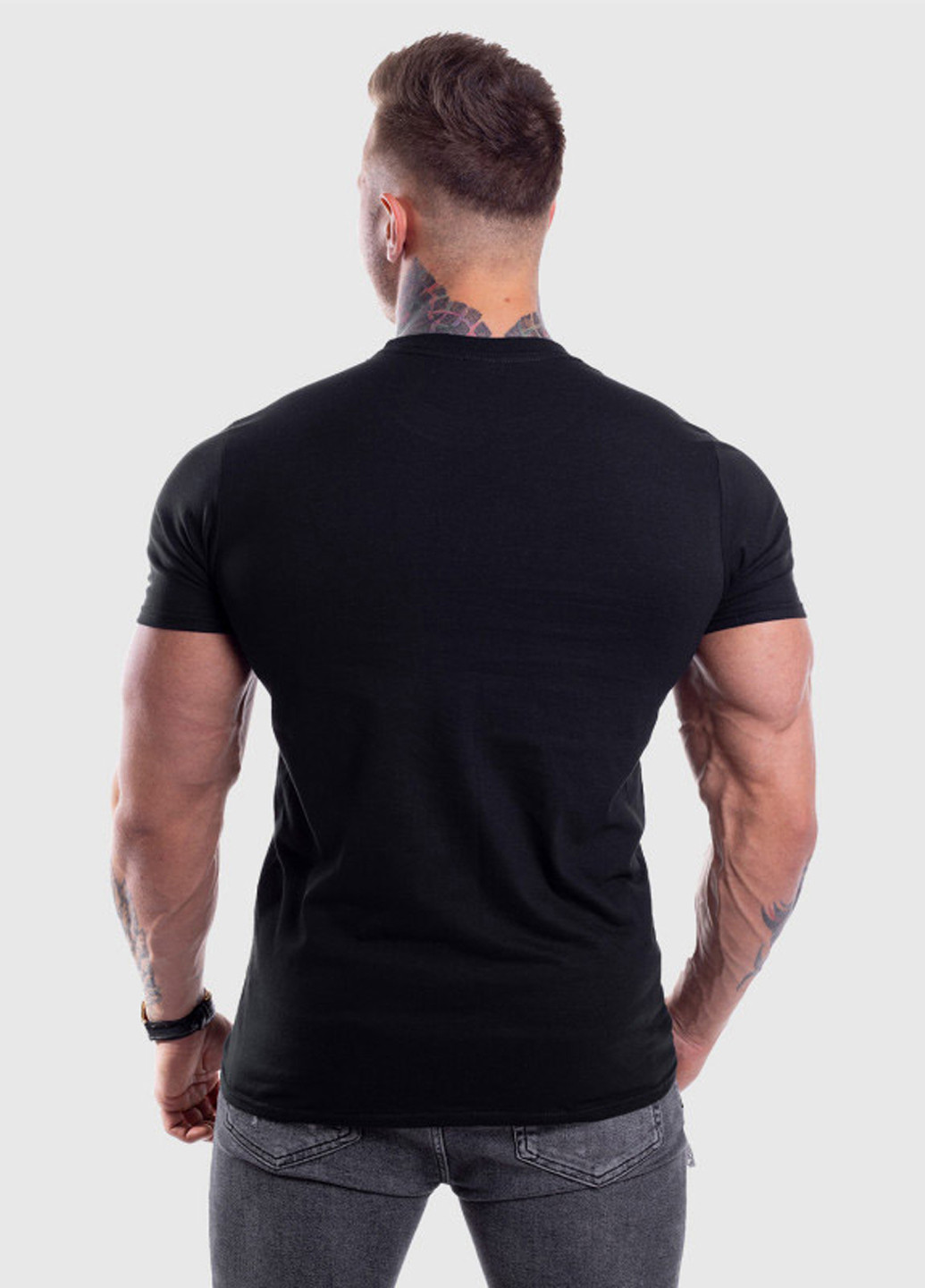 Черная винтажная футболка с коротким рукавом BUTZ