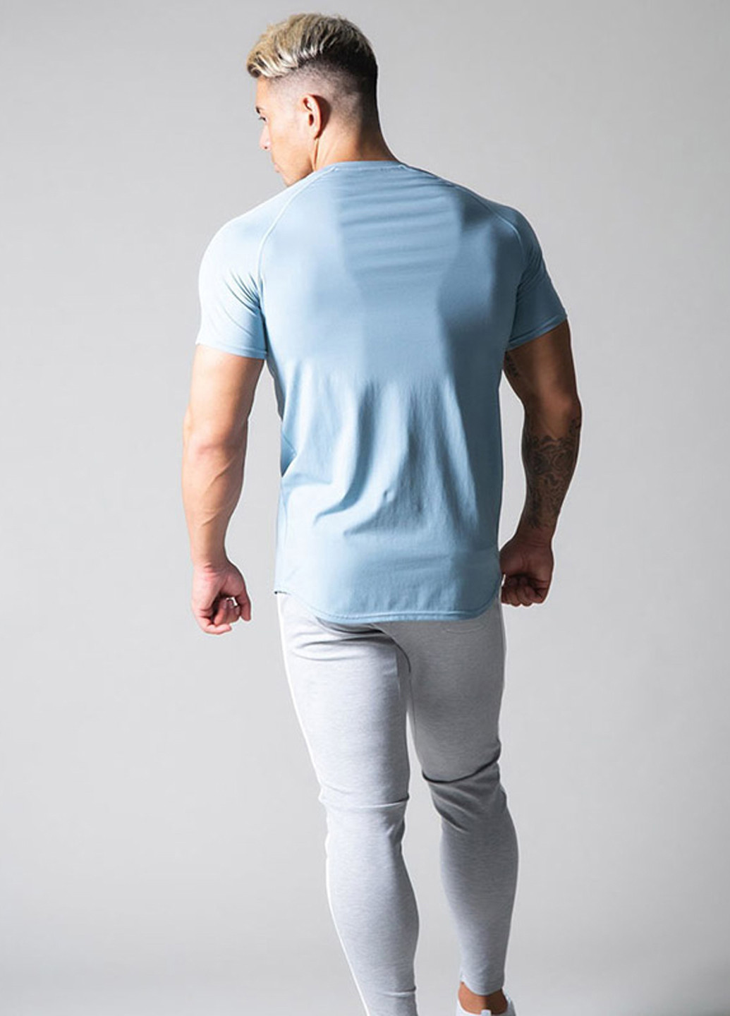 Голубая мужская голубая футболка с коротким рукавом Lyft
