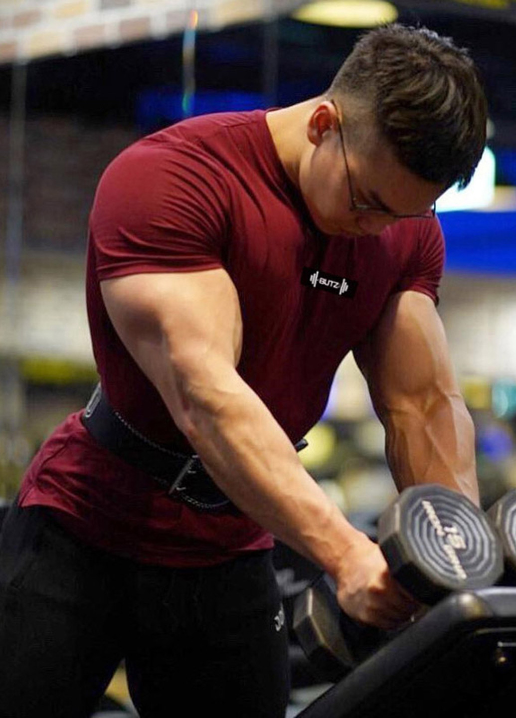 Бордовая мужская футболка с коротким рукавом BUTZ