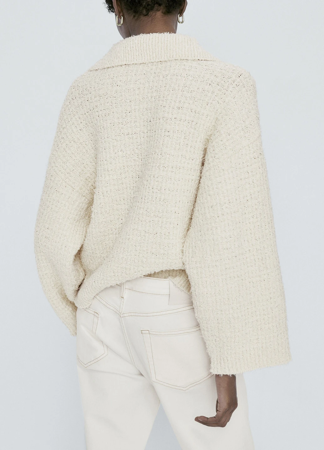 Бежевый демисезонный свитер Massimo Dutti