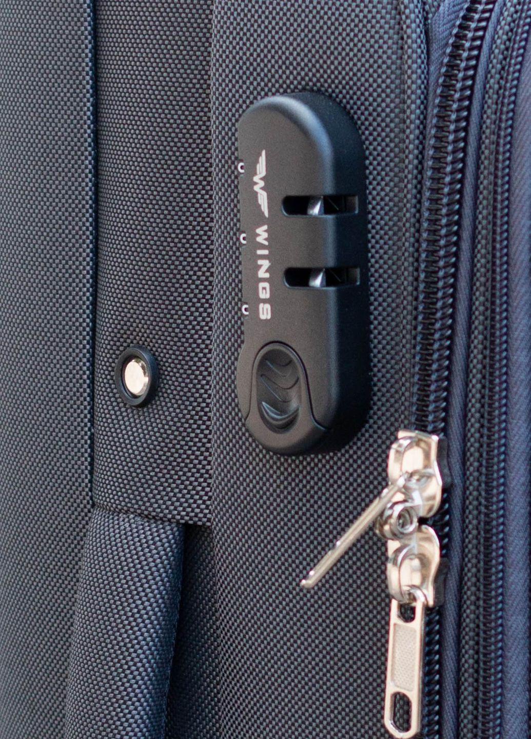 Чемодан M Wings (260133350)