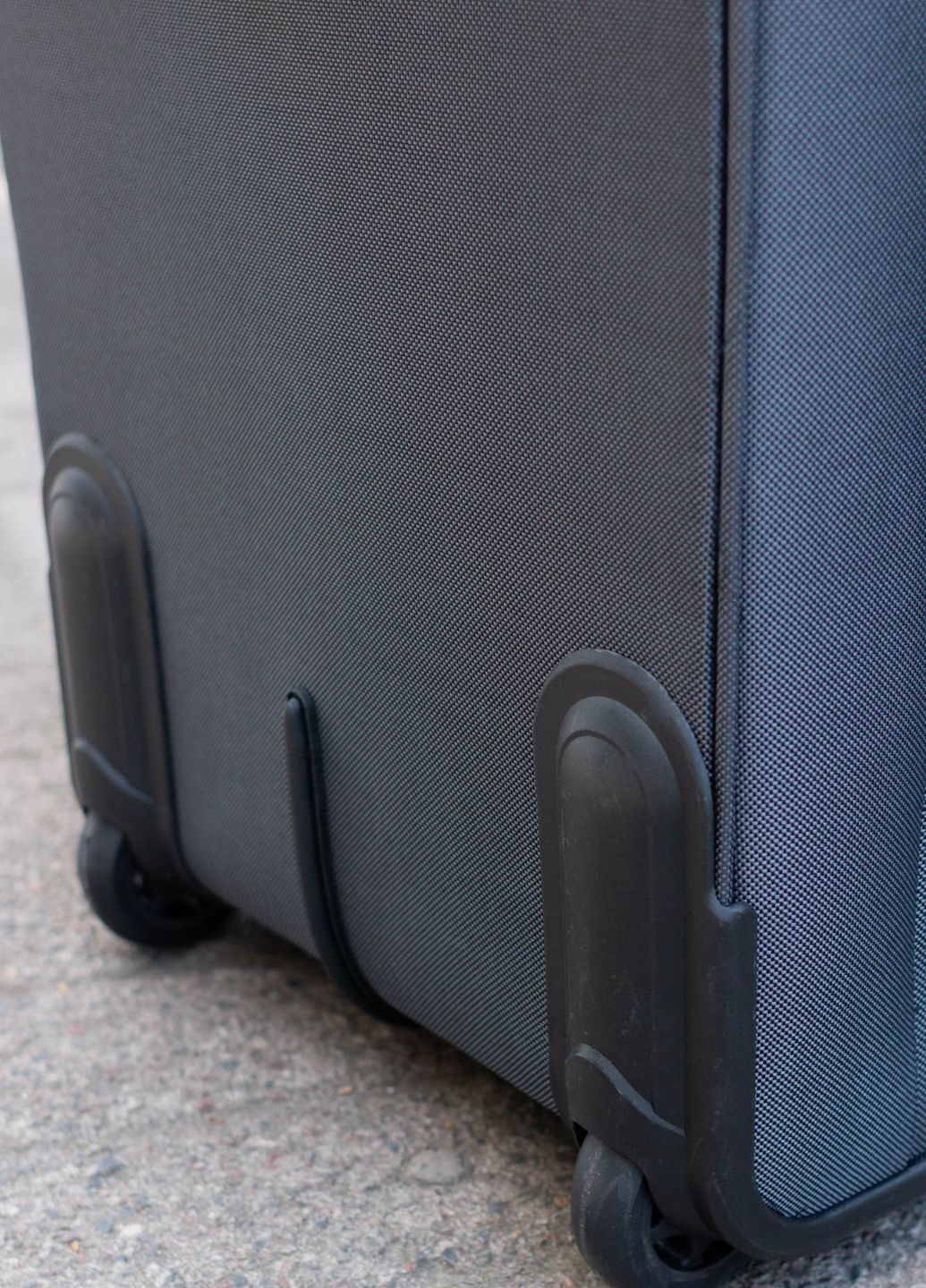 Чемодан M Wings (260133350)