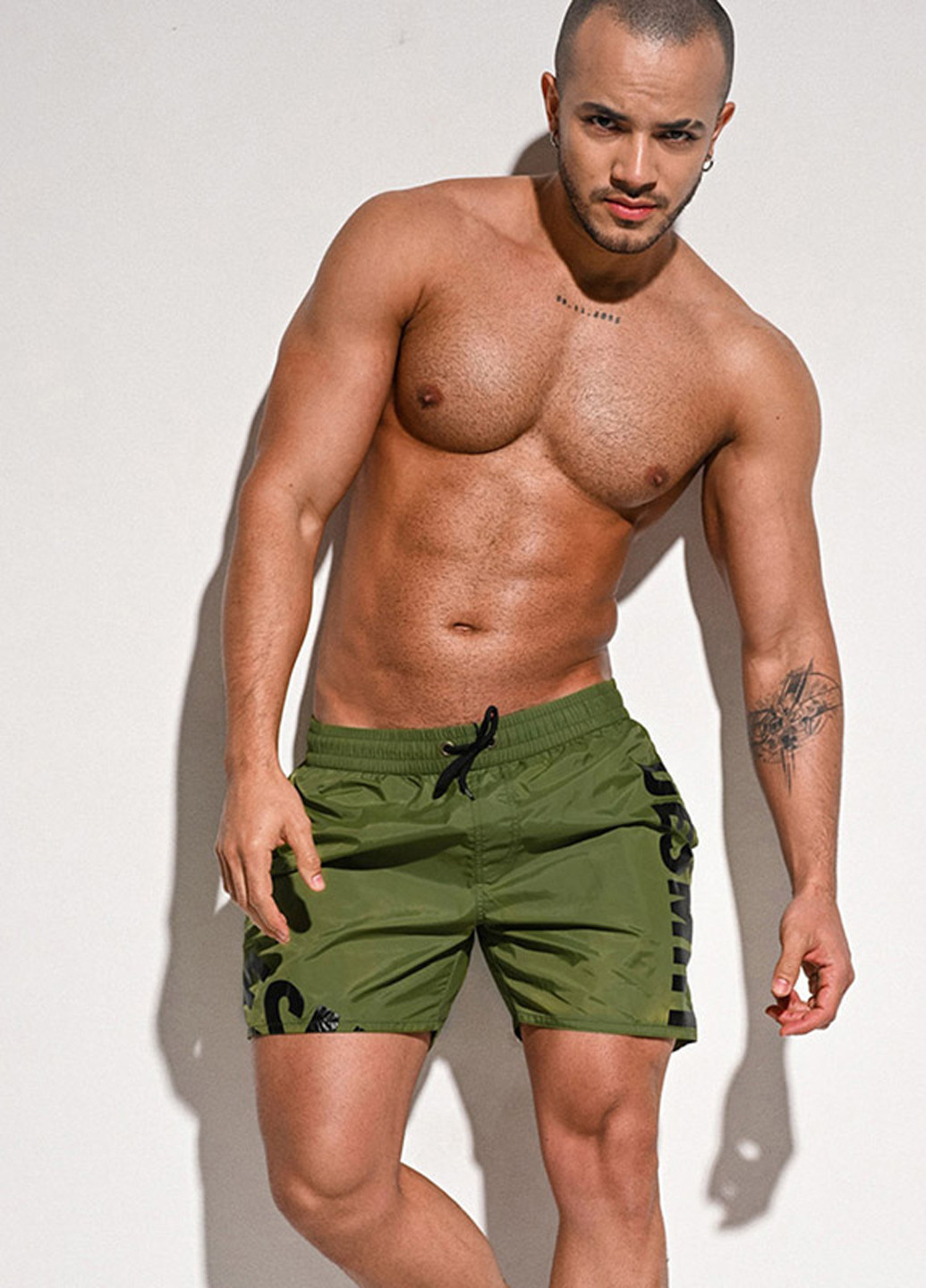 Хаки мужские пляжные шорты с сеткой подкладкой Desmit (260167111)