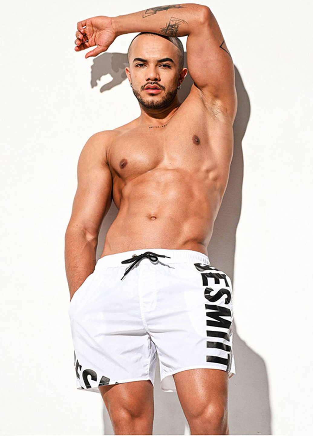 Белые мужские пляжные шорты с сеткой подкладкой Desmit (260167058)
