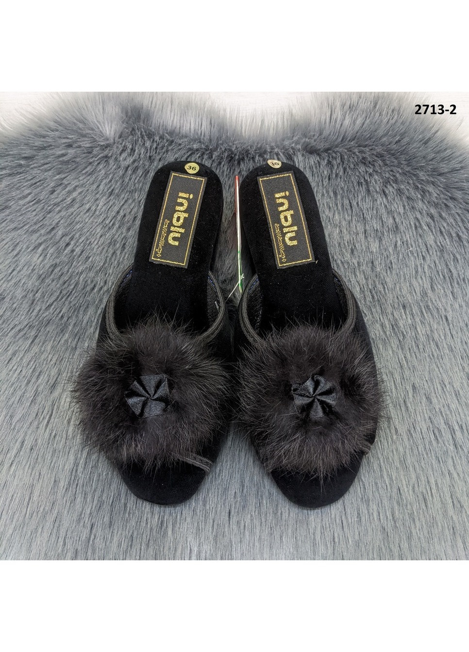 Тапочки жіночі на танкетці з відкритим носком та помпоном Inblu (260192936)