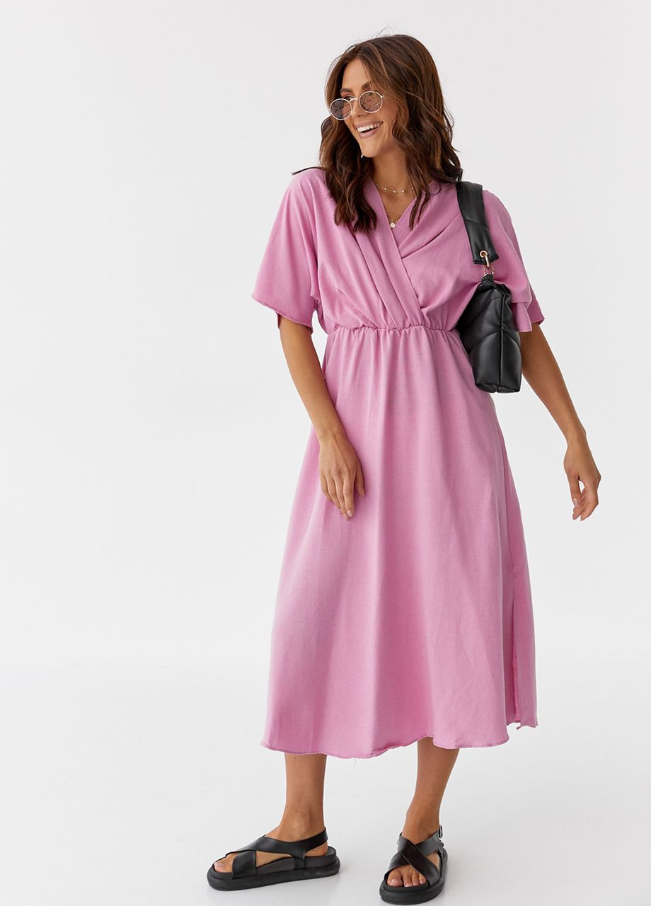Розовое женское платье миди с верхом на запах PERRY