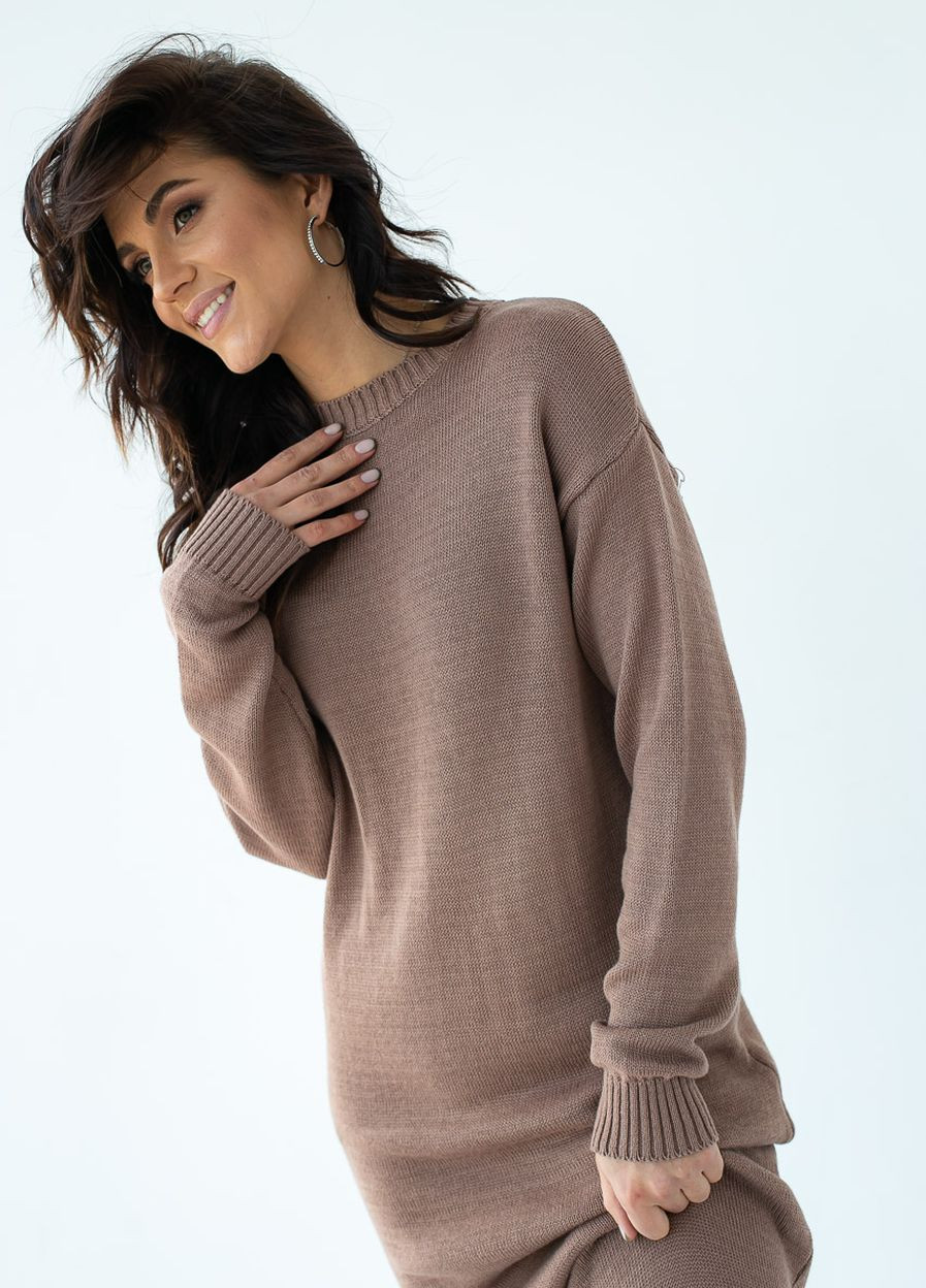 Коричнева трикотажне плаття міді прямого фасону Sobe