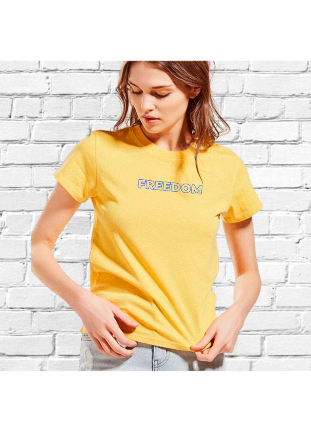 Желтая футболка з вишивкою freedom женская желтый m No Brand