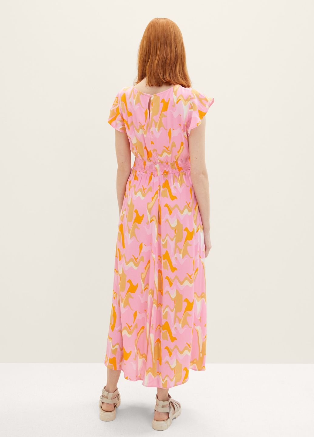 Розовое кэжуал платье Tom Tailor с абстрактным узором
